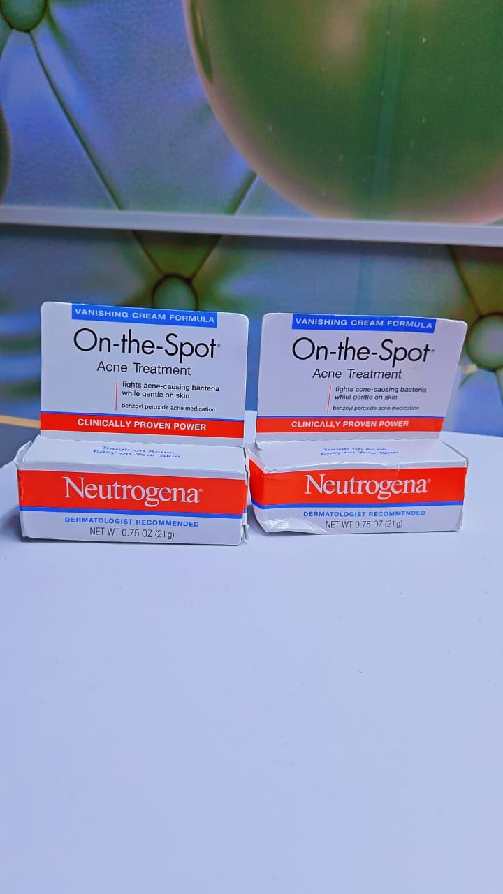 Neutrogena On-The-Spot Acne Treatment (Cream Tube)